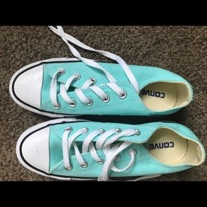 Woman’s converse sneakers brand new teal blue